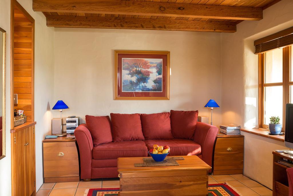 Straw Lodge Vineyard And Boutique Lodging Renwick Esterno foto